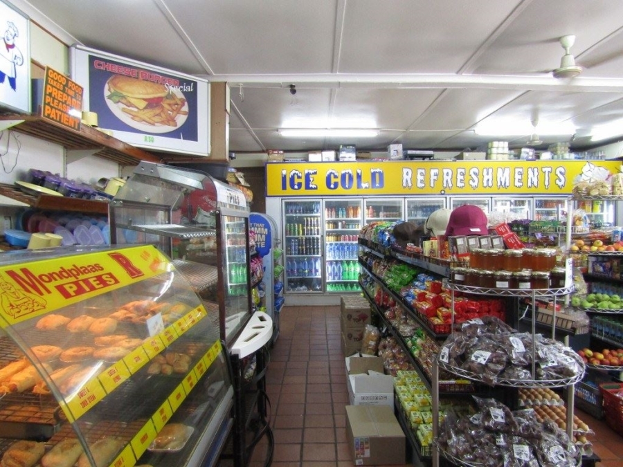 Commercial Property for Sale in Gamtoos Mouth Eastern Cape